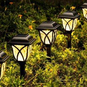 Solar yard light